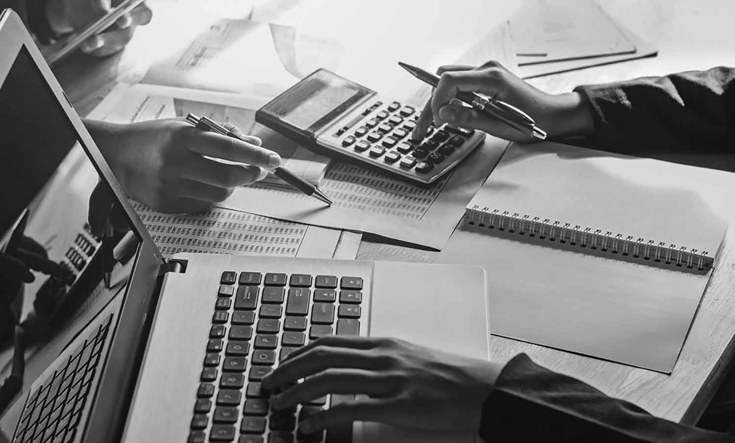 1500x900-accounting-and-tax-concept